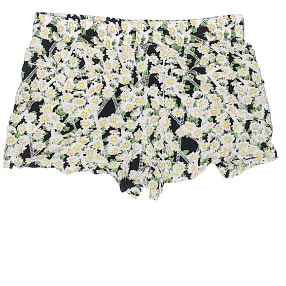3/$22 Floral Shorts 2 - Picture 4 of 7